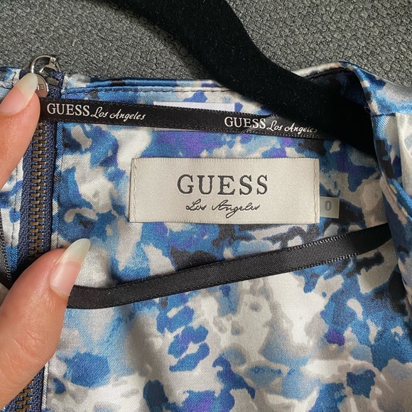 GUESS Los Angeles v-neck drape dress - Picture 11 of 14